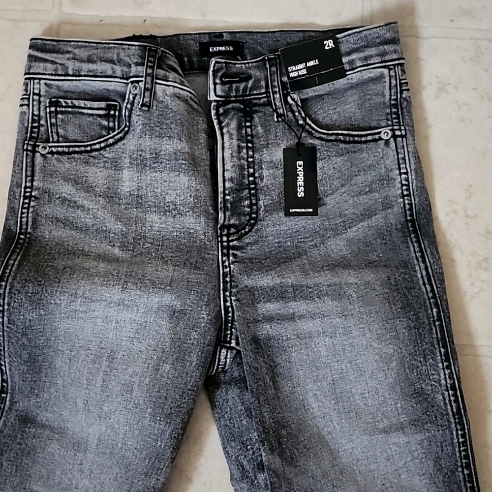 Straight Ankle High Rise Jeand